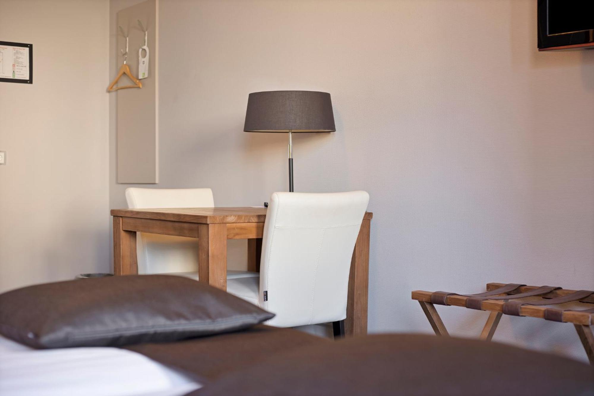 Hunzego Hotel Uithuizermeeden Bagian luar foto