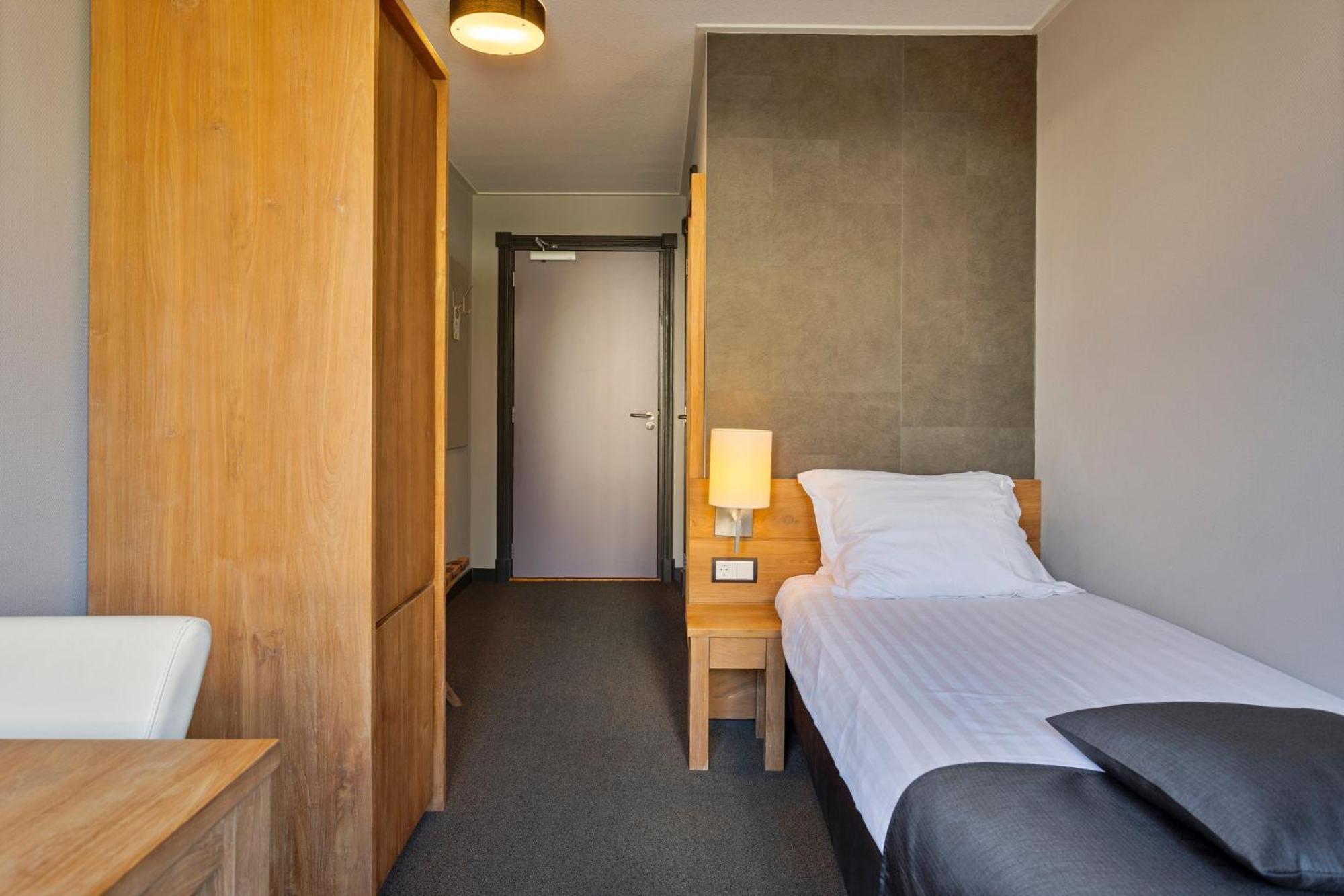 Hunzego Hotel Uithuizermeeden Bagian luar foto