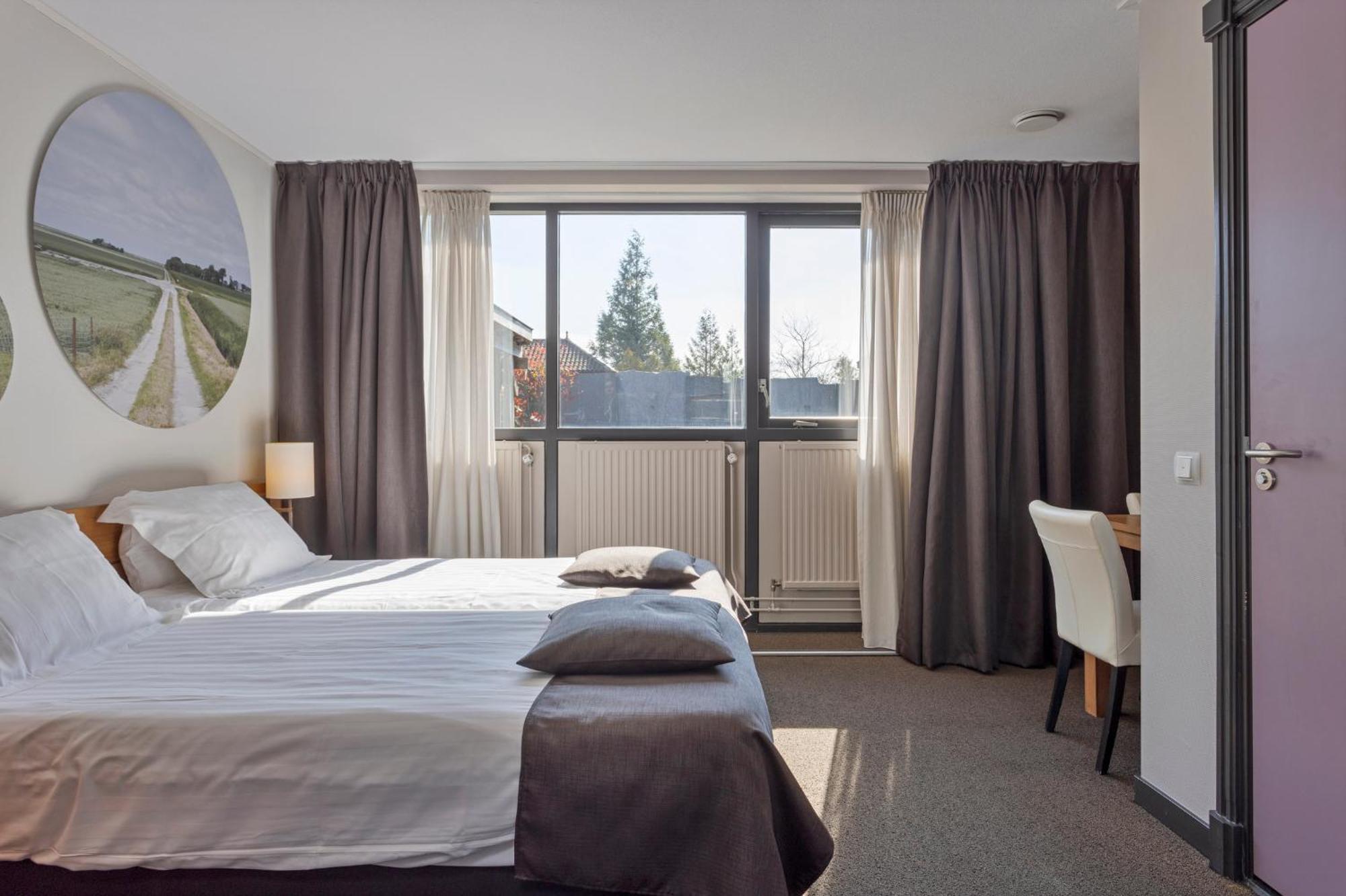 Hunzego Hotel Uithuizermeeden Bagian luar foto