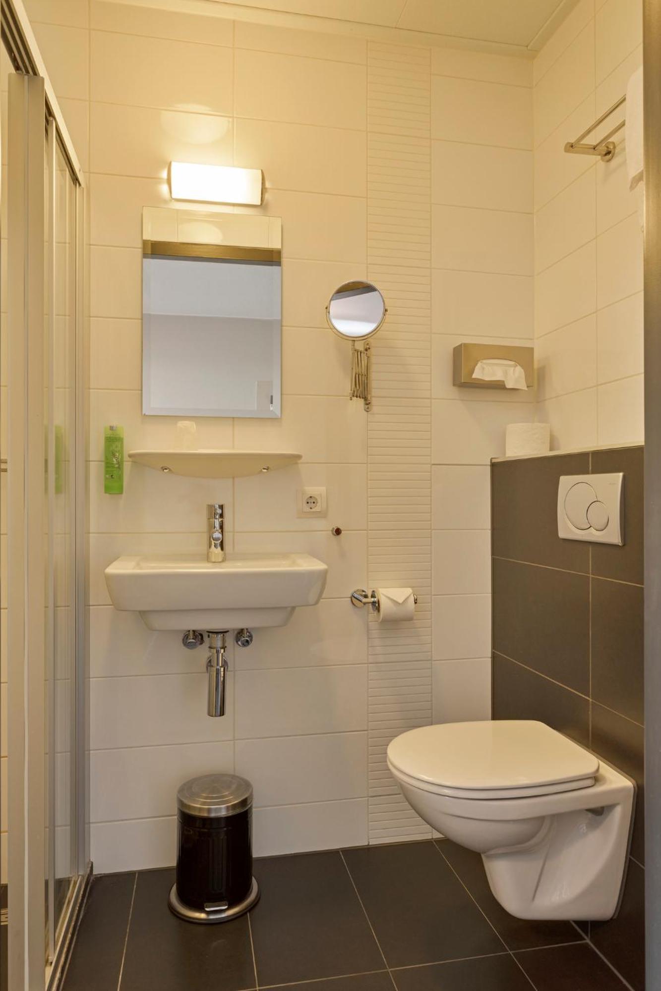 Hunzego Hotel Uithuizermeeden Bagian luar foto